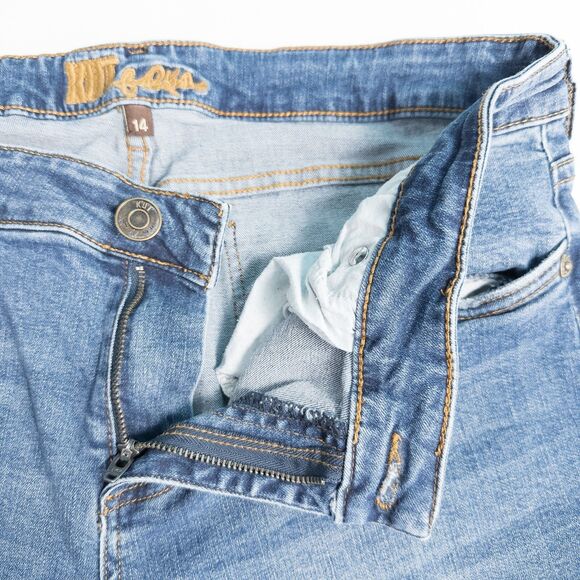 Kut From The Kloth Straight Leg Medium Wash Jeans Womens 14 ALTERED 28" Inseam - Picture 11 of 16